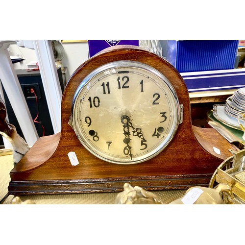 280 - Mahogany mantel clock, various horse figures, decorative brass figures