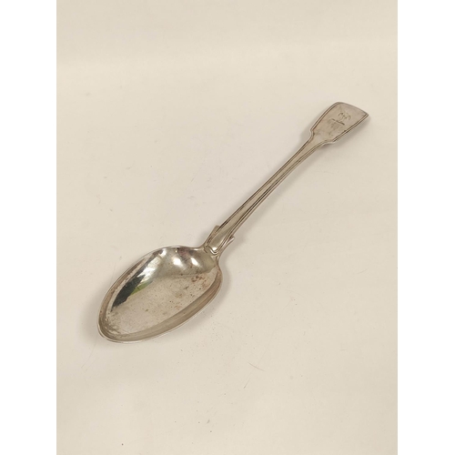 106 - Silver serving spoon, fiddle and thread, by Thomas Wallis 1836, 188g, 6oz.