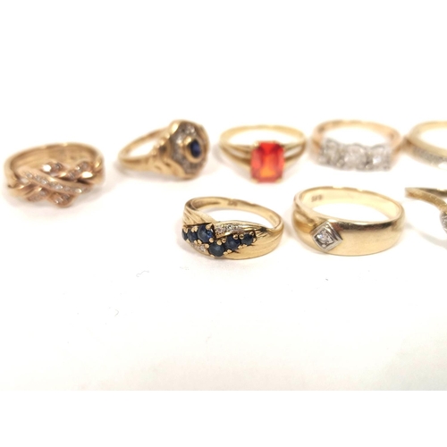 111 - Two gem rings in gold '585' and six others 9ct. 22g gross