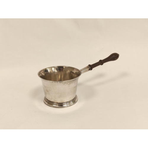 93 - Silver brandy saucepan of flared form with turned ebony handle by Richard Bayley, 1723. 133g, 4oz