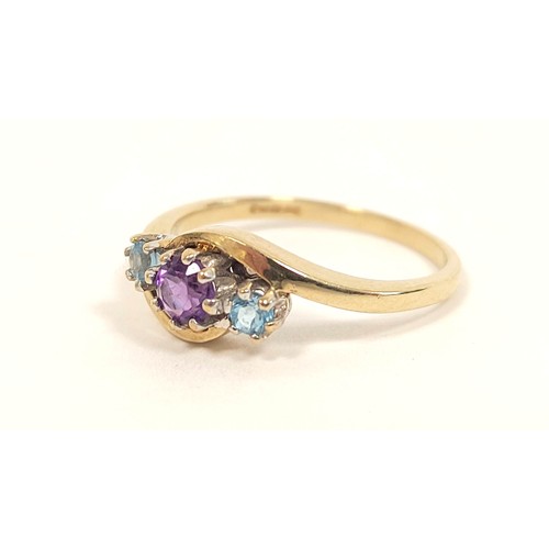 113 - 9ct gold ring with tiny diamond border 'Dad' and four others.