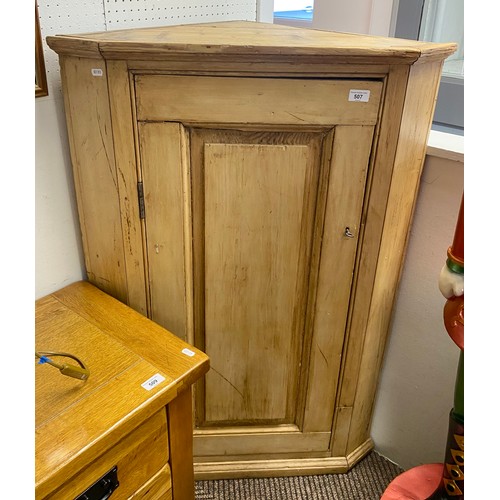 507 - Rustic pine corner cupboard 77 x 44 x 114 cm