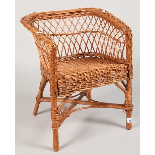 553 - Children's wicker chair, 47cm height