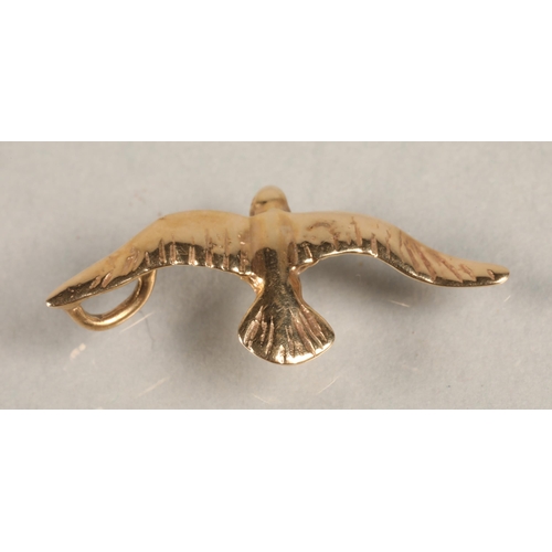 71 - 14ct gold bird pendant, 1.3g