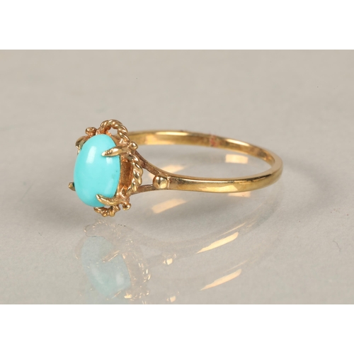 94 - 9 carat gold turquoise set ring, size L