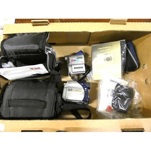 62 - Box of photography equipment and cameras to include a Canon Canomatic MX - 7000 electric camera, cam... 