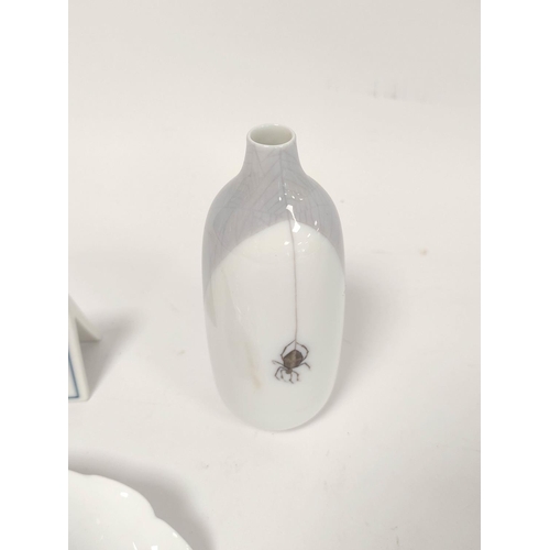 330 - Royal Copenhagen porcelain spill vase, decorated with underglazed spider, Backstamp with numbers 275... 