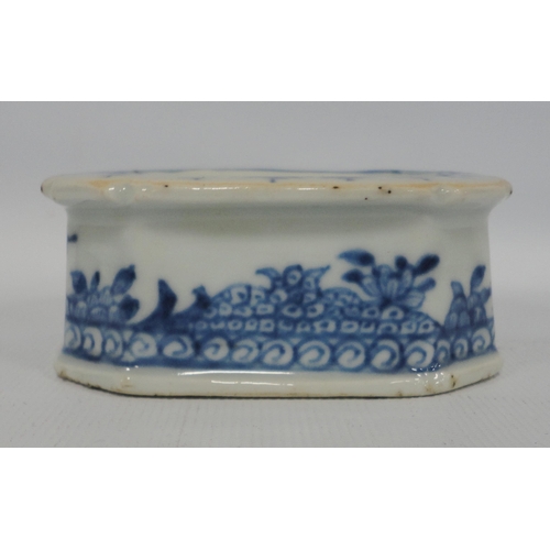 207 - Chinese export porcelain blue and white trencher salt (Qianlong 1736 - 1795) of canted rectangular f... 