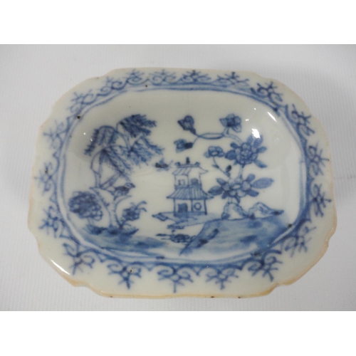 207 - Chinese export porcelain blue and white trencher salt (Qianlong 1736 - 1795) of canted rectangular f... 