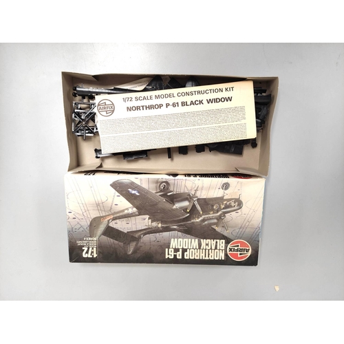 98 - Airfix. Model construction kits relating to WW2 and later vehicles to include Short Stirling B.I/III... 