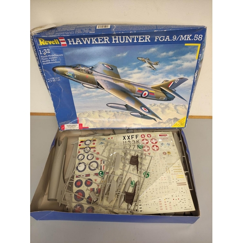 100 - Revell. 1:32 scale model aviation construction kits to include two Tornado GR MkI RAF Fighters 04705... 