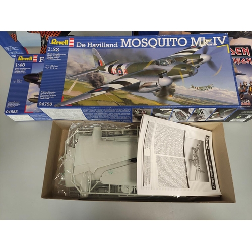 101 - Revell. Boxed model aviation construction kits to include a De Havilland Mosquito Mk IV 04758, B-17F... 