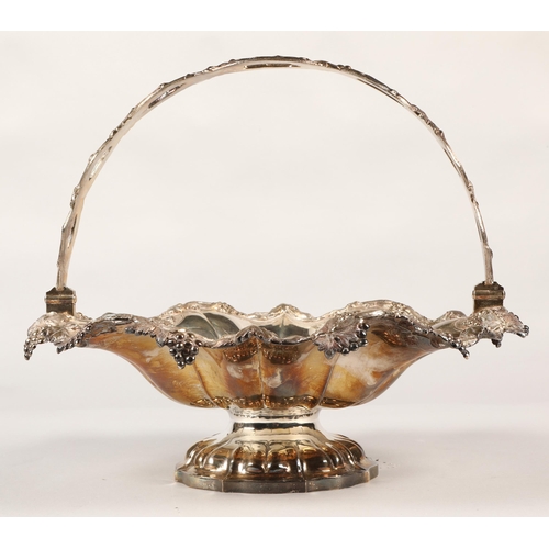 174 - William IV silver cake basket with ornate grape vine edge, assay marked London 1834 , 32cm diameter,... 