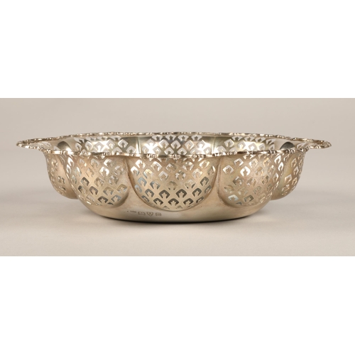 172 - Silver pierced scalloped edge bowl, assay marked Chester 1939, diameter 24.5cm, weight 263 grams