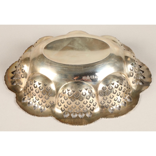 172 - Silver pierced scalloped edge bowl, assay marked Chester 1939, diameter 24.5cm, weight 263 grams