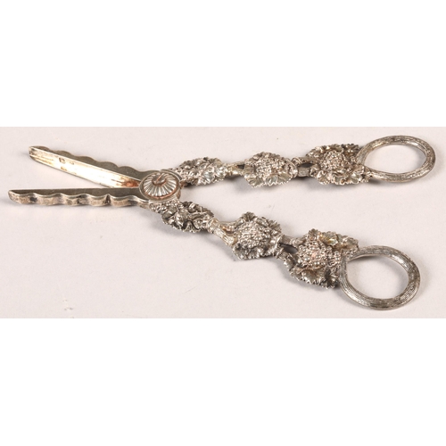 176 - George IV ornate silver grape scissors, assay marked London 1821, with foliage design, 18cm length, ... 