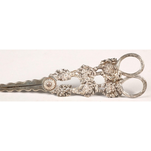 176 - George IV ornate silver grape scissors, assay marked London 1821, with foliage design, 18cm length, ... 