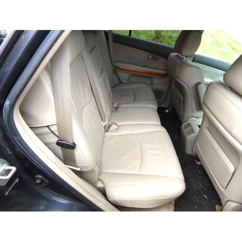 534 - Motor car. Lexus RX300 2004 charcoal grey and cream leather interior, 189,000 miles. On a Sorn, last... 