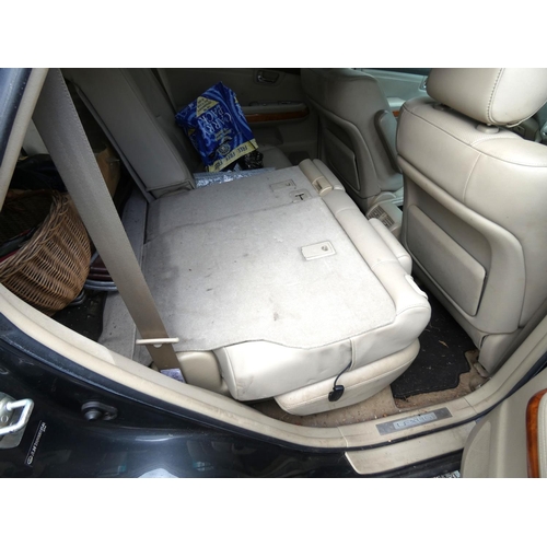 534 - Motor car. Lexus RX300 2004 charcoal grey and cream leather interior, 189,000 miles. On a Sorn, last... 