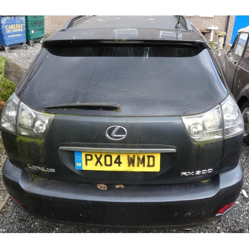 534 - Motor car. Lexus RX300 2004 charcoal grey and cream leather interior, 189,000 miles. On a Sorn, last... 