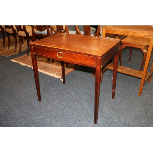 642 - Edwardian mahogany side table with single under tier drawer, 66cm high.