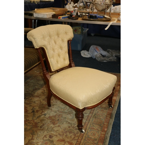 657 - Victorian button back nursing chair.