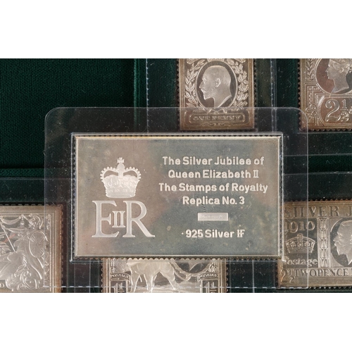 1289 - Hallmark Replicas Limited The Stamps of Royalty set of twenty-five silver proof stamp ingots, approx... 