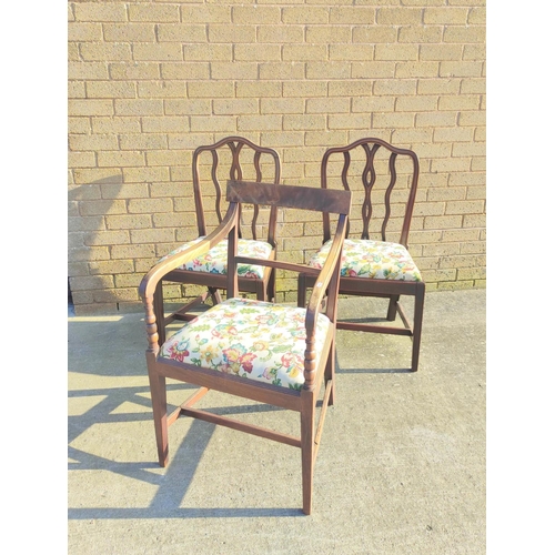 526 - Set of five antique mahogany dining chairs with stylised waved splats and upholstered slip in seats,... 