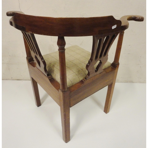 400 - Georgian mahogany corner chair with scroll top rail above turned columns and open splat, later uphol... 