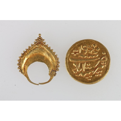 1436 - INDIA gold mohur coin 2.6g, 1.6cm diameter and a yellow metal jewellery ornament, 0.8g.