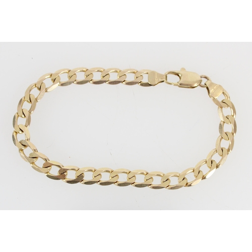 521 - 9ct gold curb link bracelet, 8.4g.