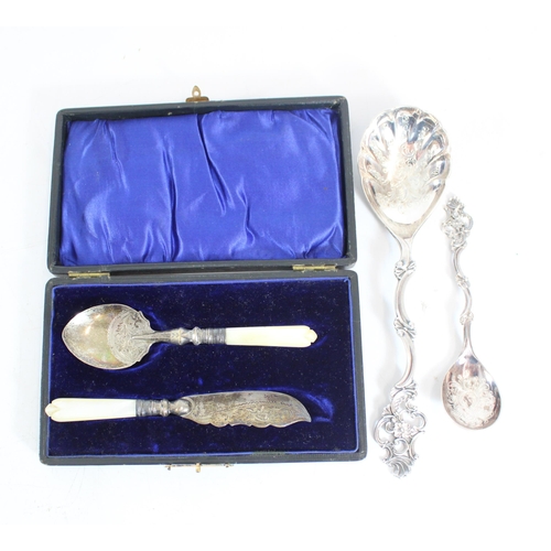 552 - Norwegian 830 silver tablespoon with matching teaspoon, together with a Victorian silver and mother-... 