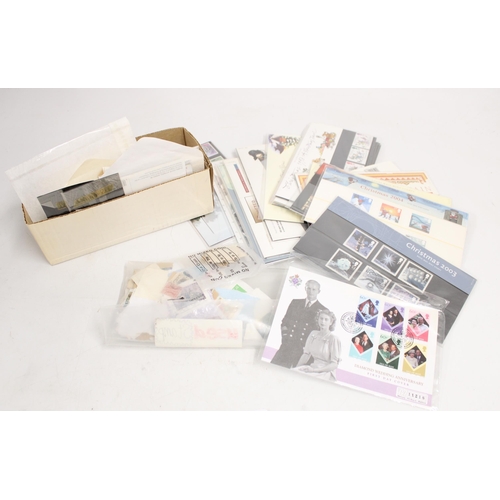 618 - Stamp collection to include presentation pack and mint stamps with FV~£40, also used 20th century st... 