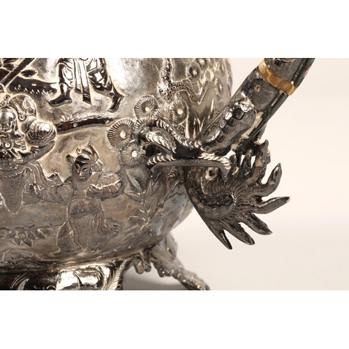 190 - Fantastic 19th century chinese silver four piece tea and coffee service, decorated with warriors, dr... 