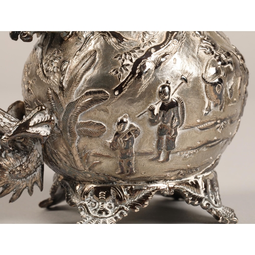 190 - Fantastic 19th century chinese silver four piece tea and coffee service, decorated with warriors, dr... 