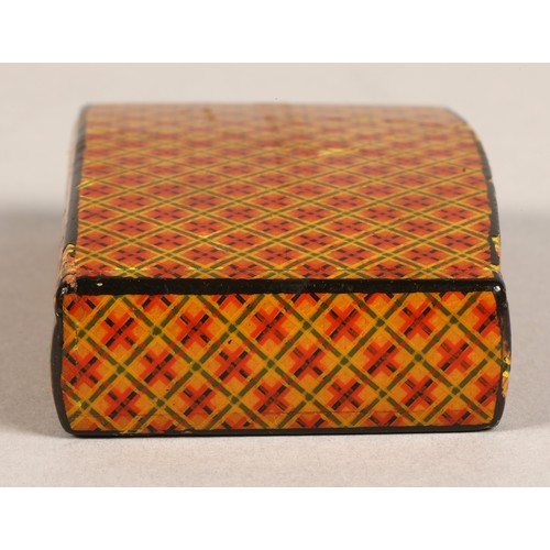 263 - Tartan ware snuff box with wooden hinged lid,8 cm long,4.5 cm width.