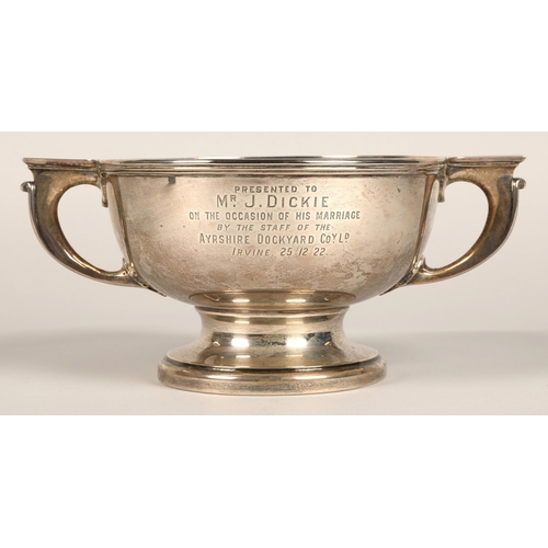 188 - Silver double handled trophy, with engraved inscription . Birmingham 1922 , 366 grams.