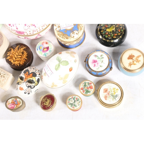 306 - Collection of ceramic trinket boxes to include Meissen, etc.