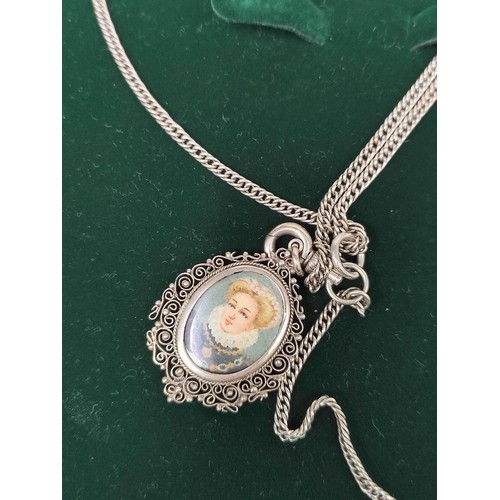 110 - Silver pendant with portrait of Elizabethan style on 19th century close curb necklet.