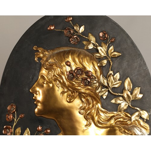 257 - Pair of oval Art Nouveau gilt metal figure bust wall plaques (possibly Glasgow School), 60 cm high, ... 