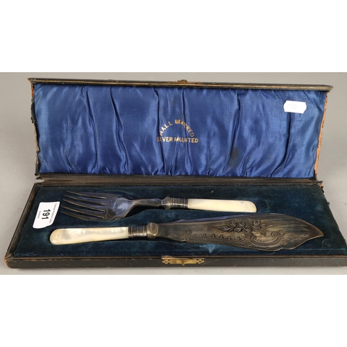 191 - Cased fish knife & fork server set