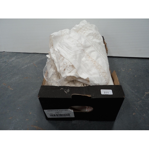Lot 211       
