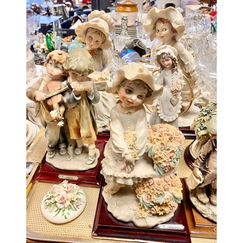 262 - Assortment of G. Armani Capodimonte figures