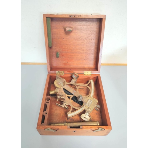 467 - Hughes & Son Limited London, cased sextant no 25277. 