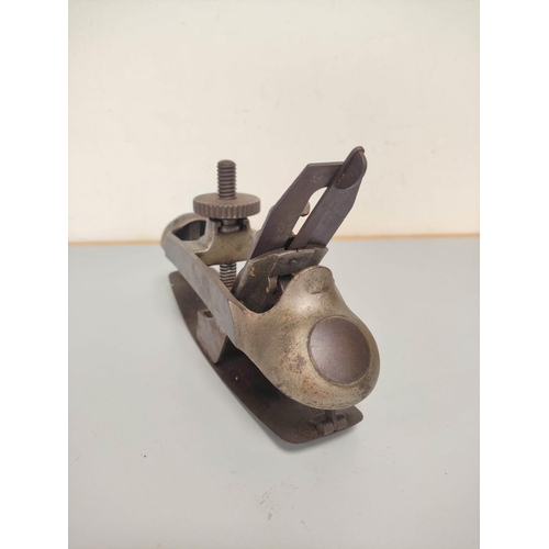 473 - A fine early 20th century Stanley No.20 compass/contour woodworking plane.