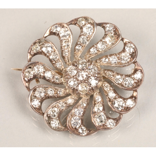 88 - Ladies circular diamond cluster brooch. 3cm across