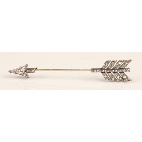 97 - Silver brooch in the form of an arrow, 10cm long.