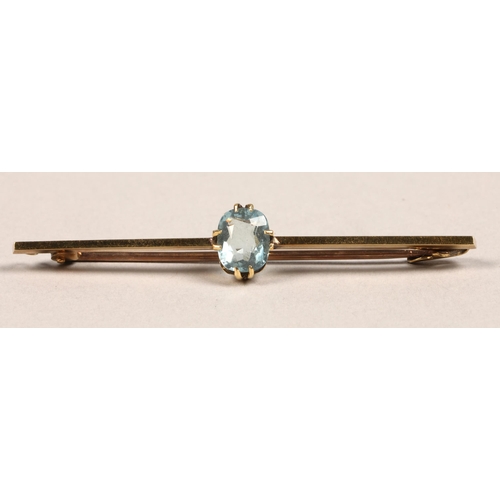 99 - Ladies 15ct gold aquamarine bar brooch,ladies two stone aquamarine necklace & pair of 9ct gold a... 