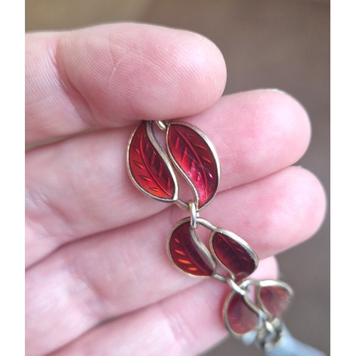 82 - David Andersen Norway, sterling silver red enamel leaf bracelet, 7