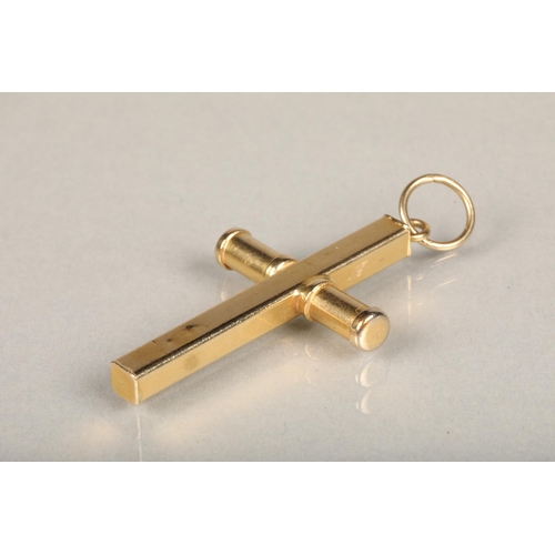 172 - 14ct yellow gold crucifix pendant, the suspension ring stamped '14', 3.8g.